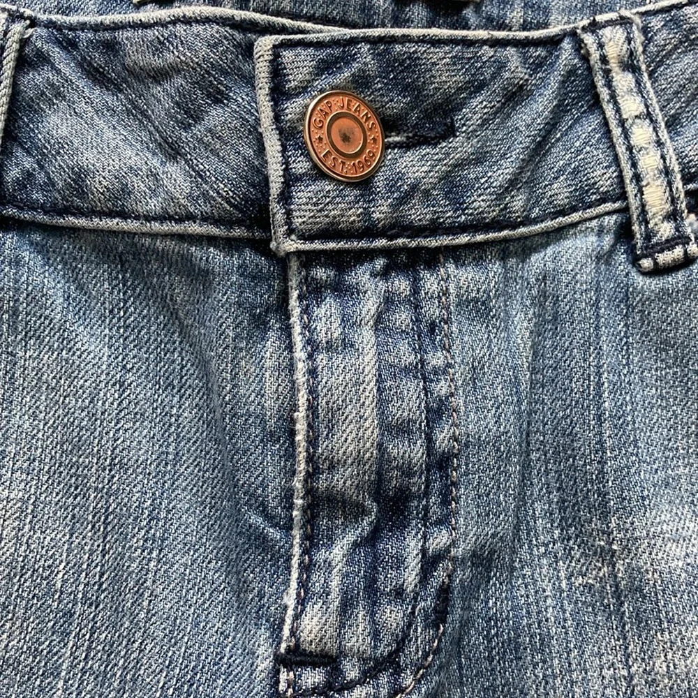 GAP Factory Curvy Low Rise Capris - Picture 9 of 12